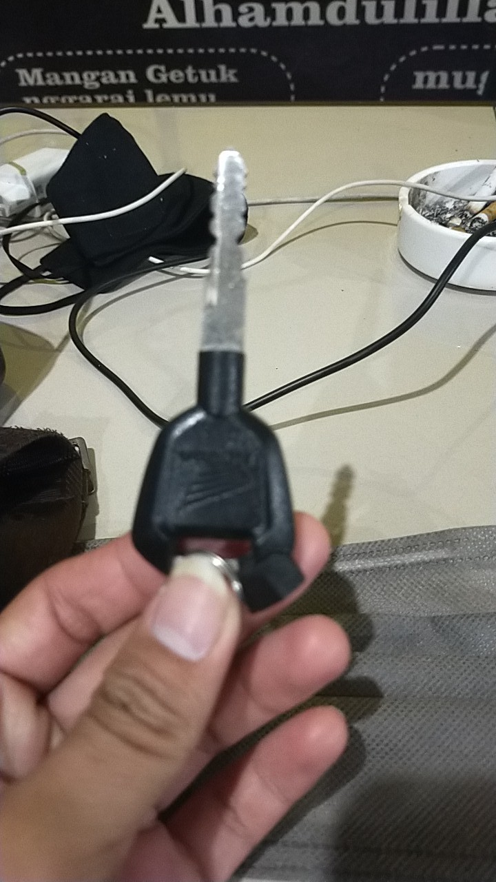 Maura Couple - Sania Ruffle Batik Couple Ori Ndoro Jowi Dnt Garansi Termurah Shopee - Kebaya Modern