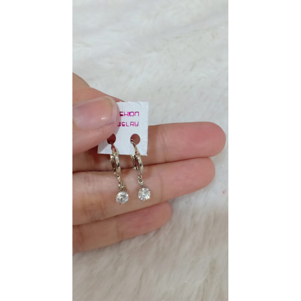 anting desi cantik dan terbaru