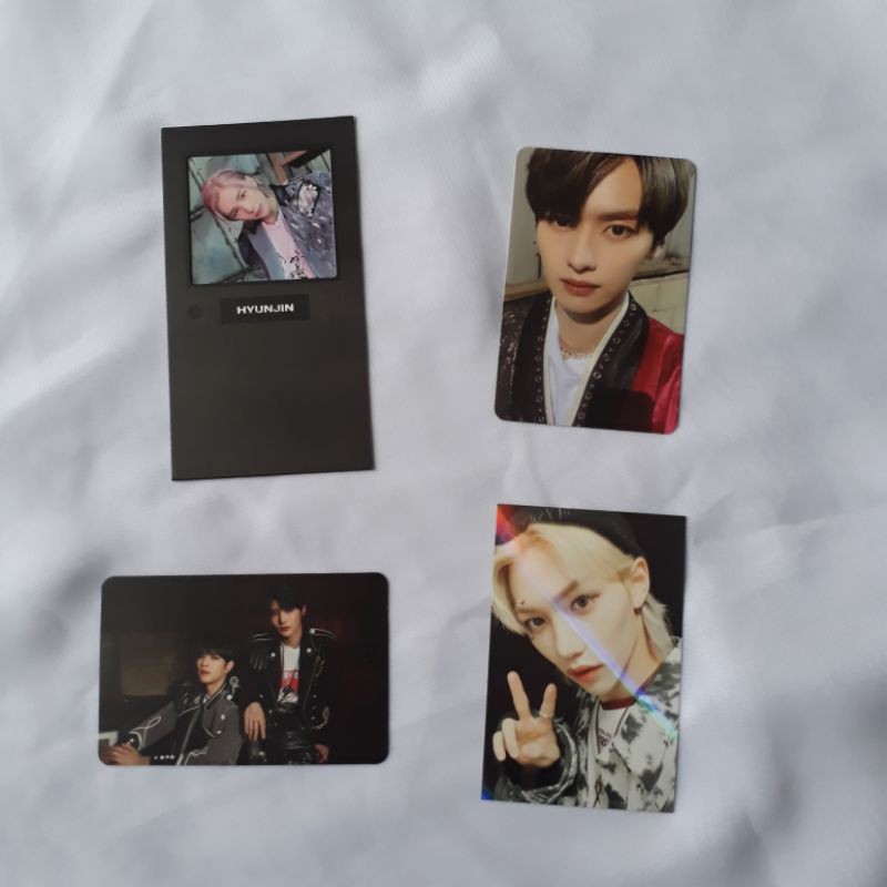 Stray Kids Photocard / PC Benefit - Official Album IN LIFE