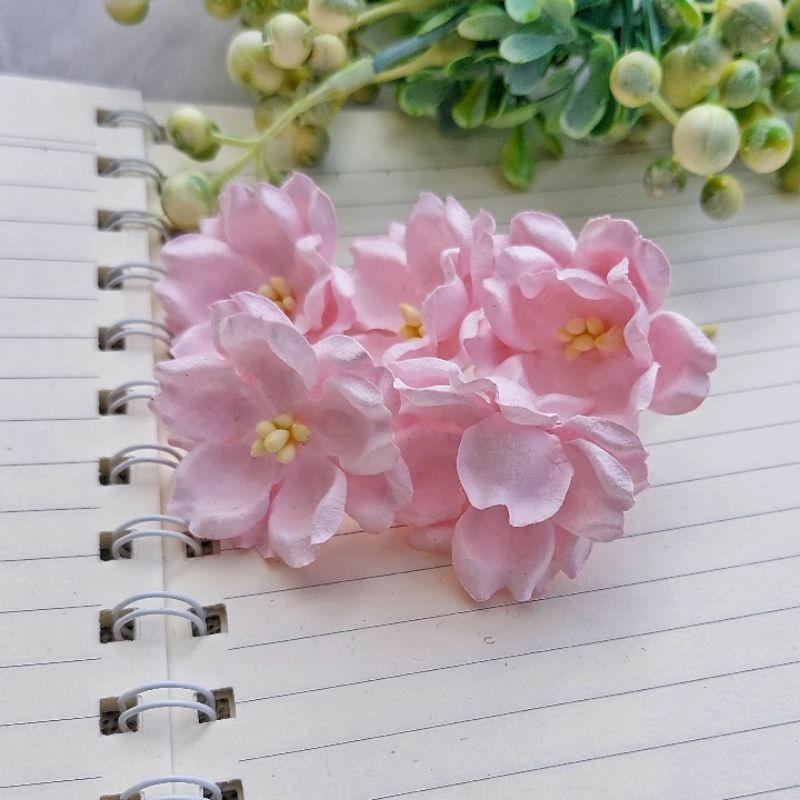 

bunga kertas bahan mahar bahan craft magnolia M
