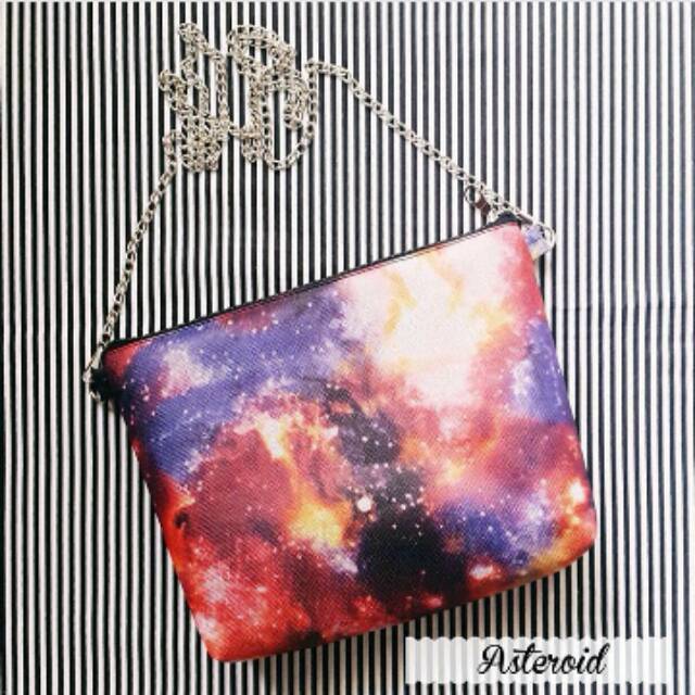 

(FREEONGKIR) Slingbag Bubble, Asteroid