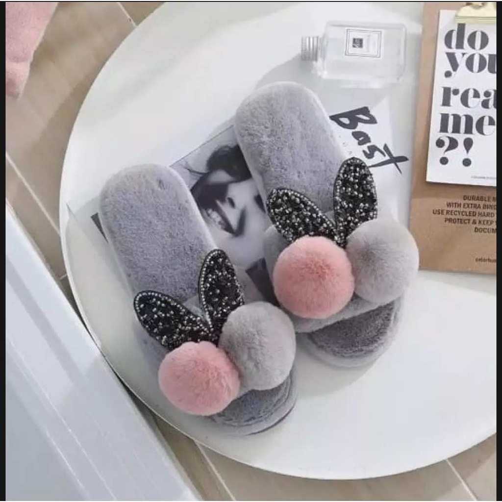 Sandal slop bulu wanita style korea pom pom