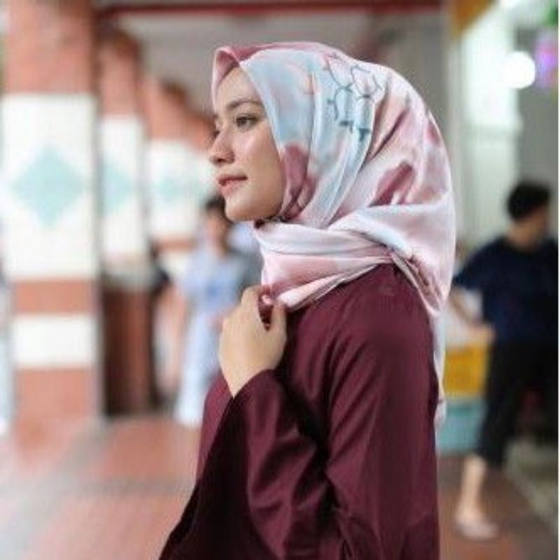 hijab jilbab segiempat preloved PL lana maxmara ori hl heaven light