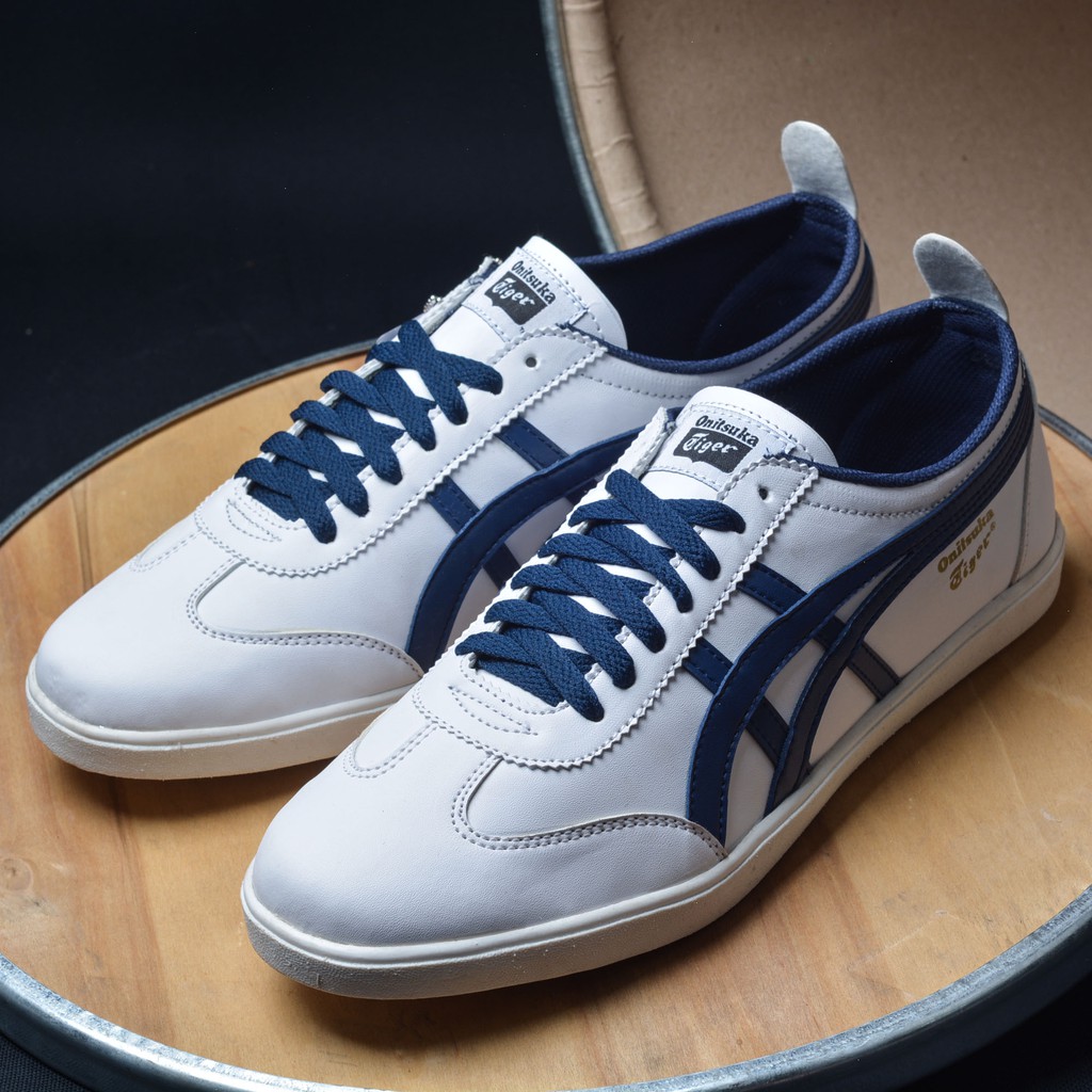 onitsuka tiger made in vietnam