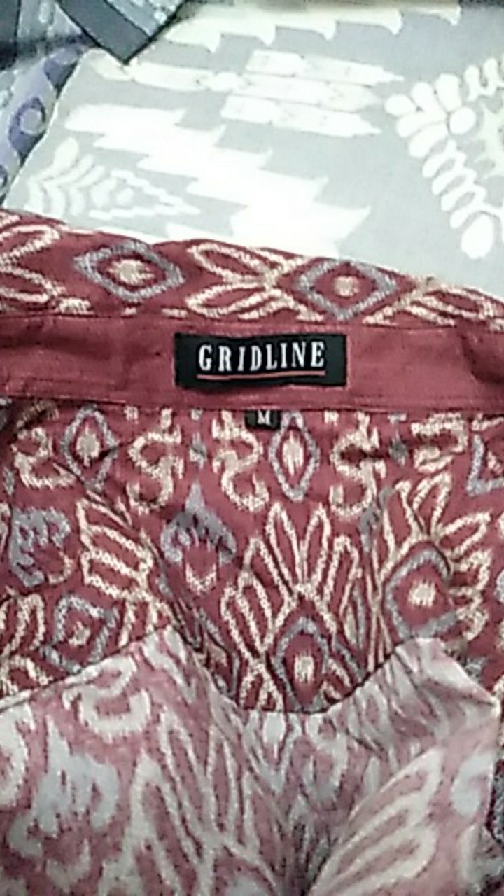 [gridline - R070 Maroon & Steel Blue] Kemeja Batik Pria Katun Lengan Pendek Regular Songket Seragam