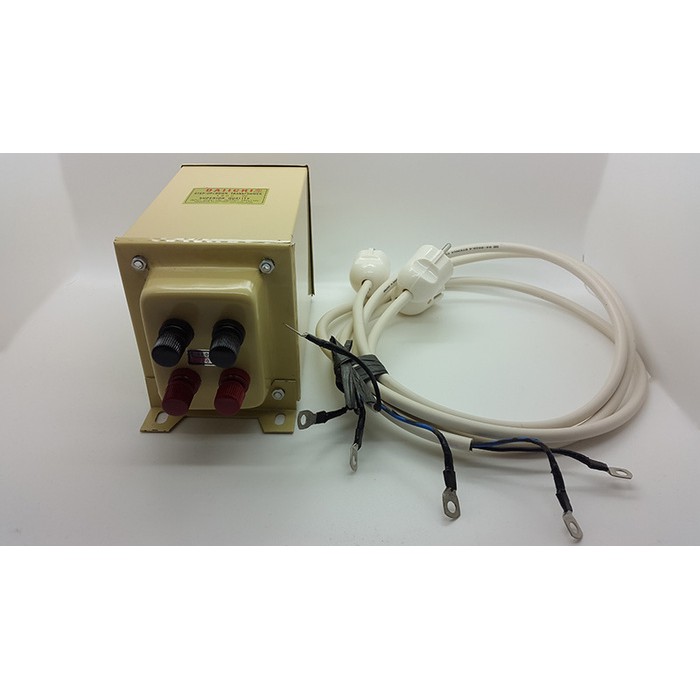 Step Down ( 220v --&gt; 110 v) 1500 watt Merk Daichi ( Penurun Tegangan )