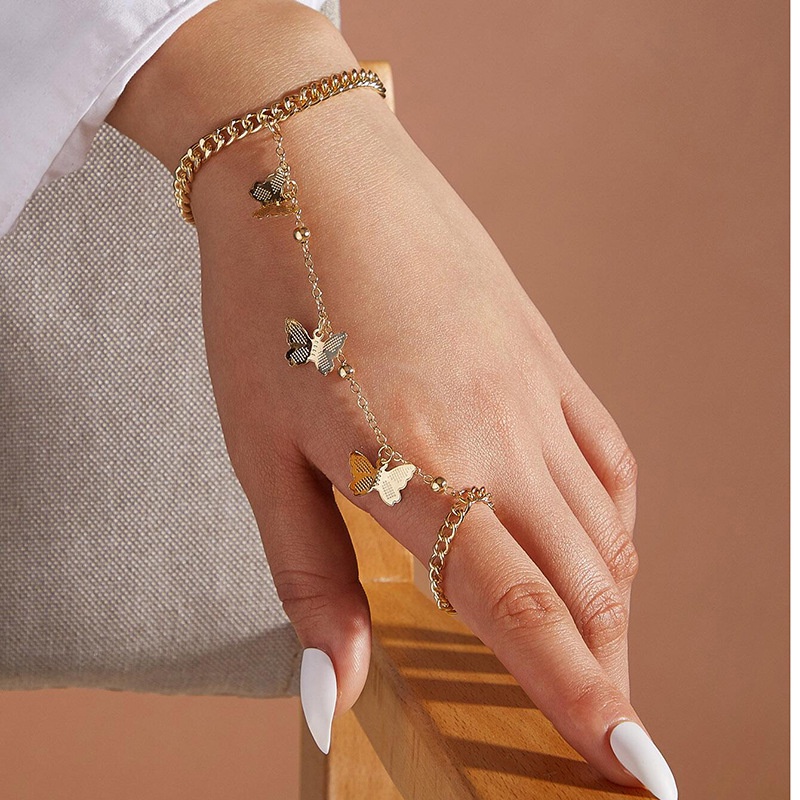 YEEZII Set Perhiasan Cincin Gelang Rantai Butterfly Motif Kotak-Kotak Aksen Mutiara Warna Emas Perak Untuk Wanita