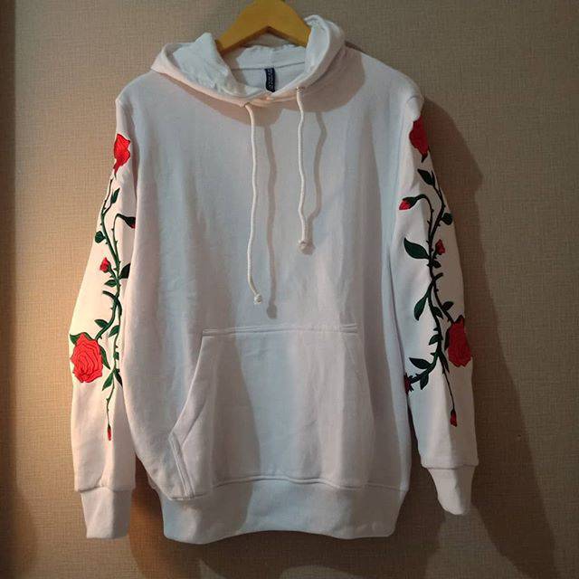 h&m rose sweatshirt