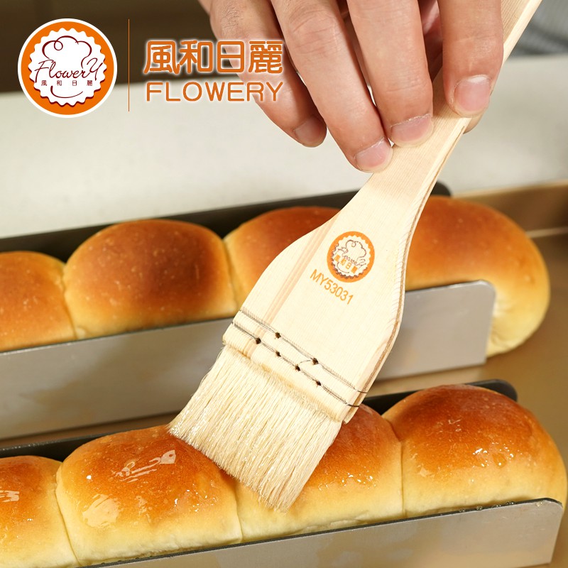 

Kuas Roti Wool Brush Wood Handle