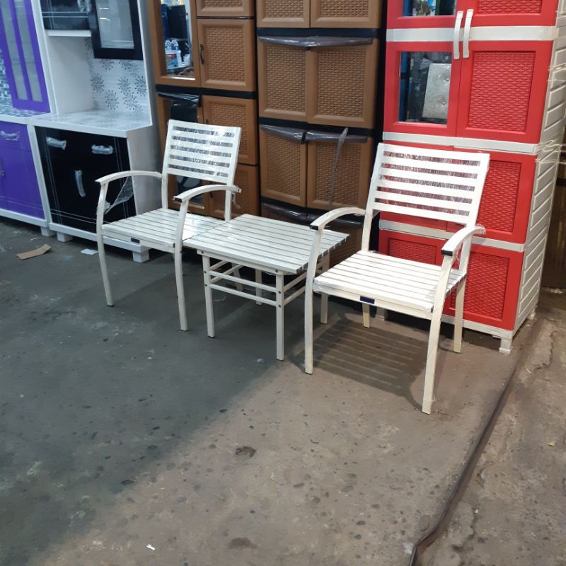 kursi teras besi / kursi taman minimalis