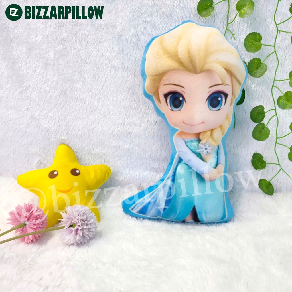 Bizzarpillow Bantal Karakter Elsa Anna Size M BZ046