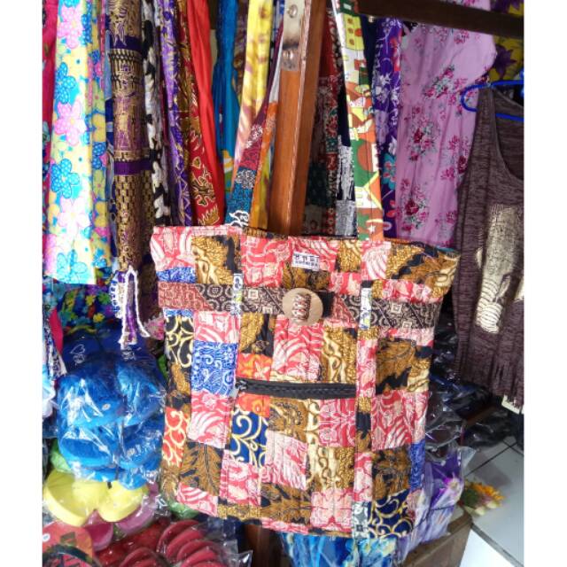 Tas mama batik batok