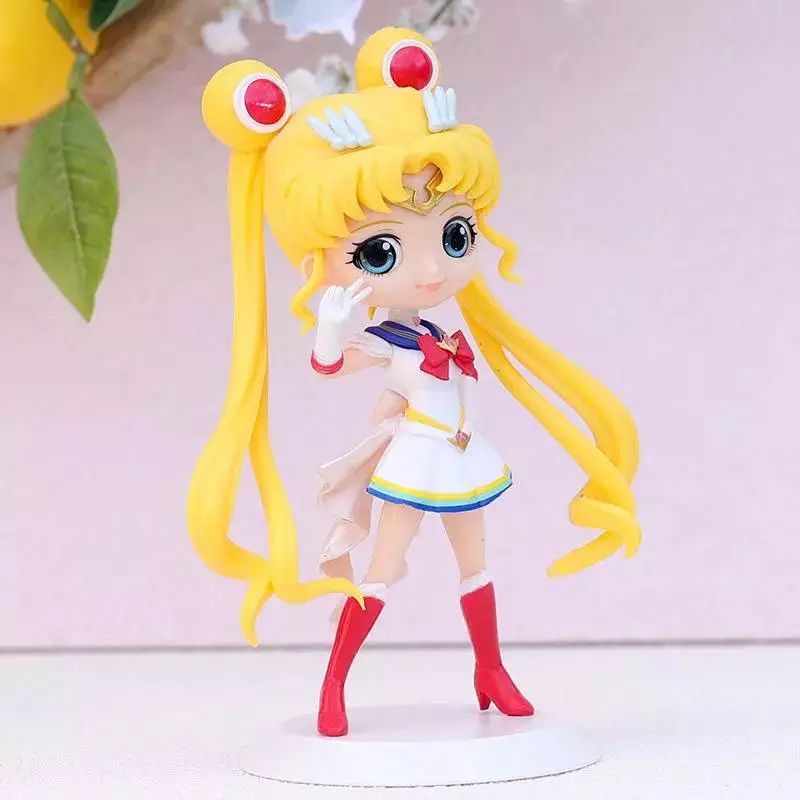 Figure Sailor Moon  Tsukino Usagi Set 2 Mainan figure Sailormoon Miniatur pajangan Q Posket