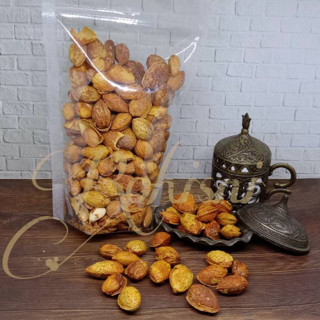 

Kacang Almond Panggang 500 gram