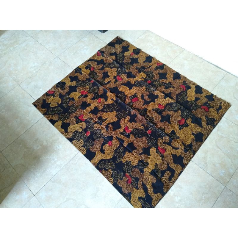 batik bangsawan Madura (kachong cebbhing)