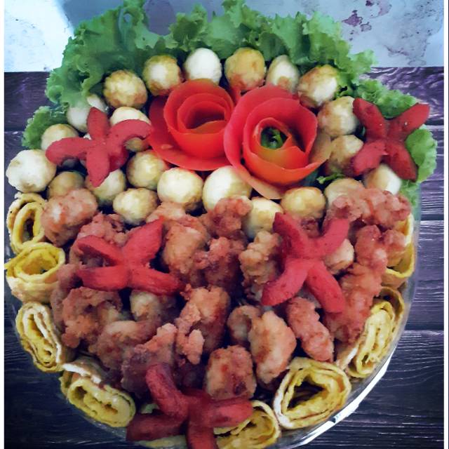 

Hampers Imlek/ Mie Panjang Umur / Cake Mie Ulang Tahun