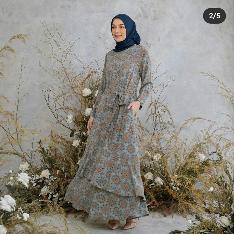 Saira Dress by Heaven Lights