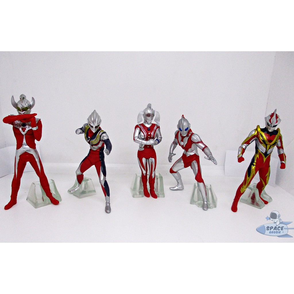 Action Figure Mainan Pajangan Ultraman isi 5