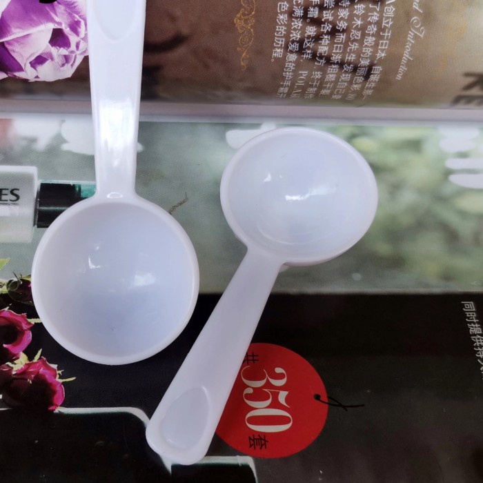 Sendok Takar Kecil Putih untuk Bubuk Susu / Gula / Bumbu / Kopi (3gr)