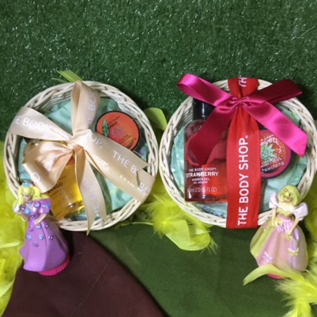 gift set mango the body shop / gift set strawberry the body shop @149rb