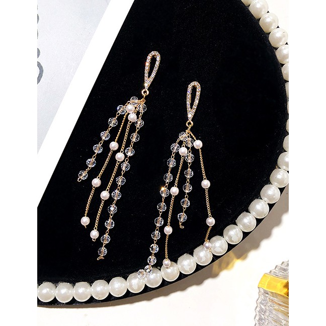 LRC Anting Tusuk Fashion Diamond And Pearl Crystal Tassel Earrings  K04151