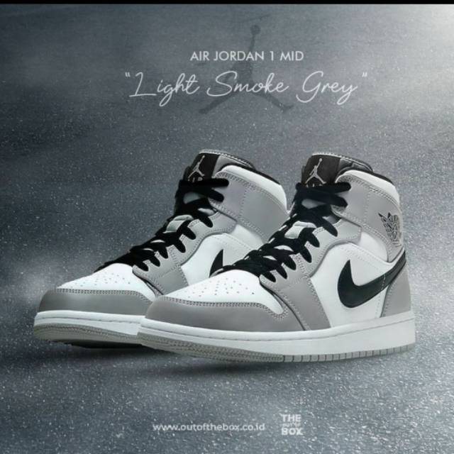 Air Jordan 1 Mid Light Smoke Grey