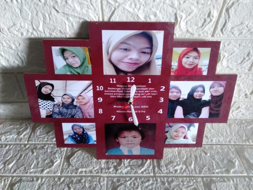 Jam Dinding Pigura Bingkai Foto Karakter Kartun Hadiah Kado Custom Ultah Ulang Tahun Wisuda Wedding