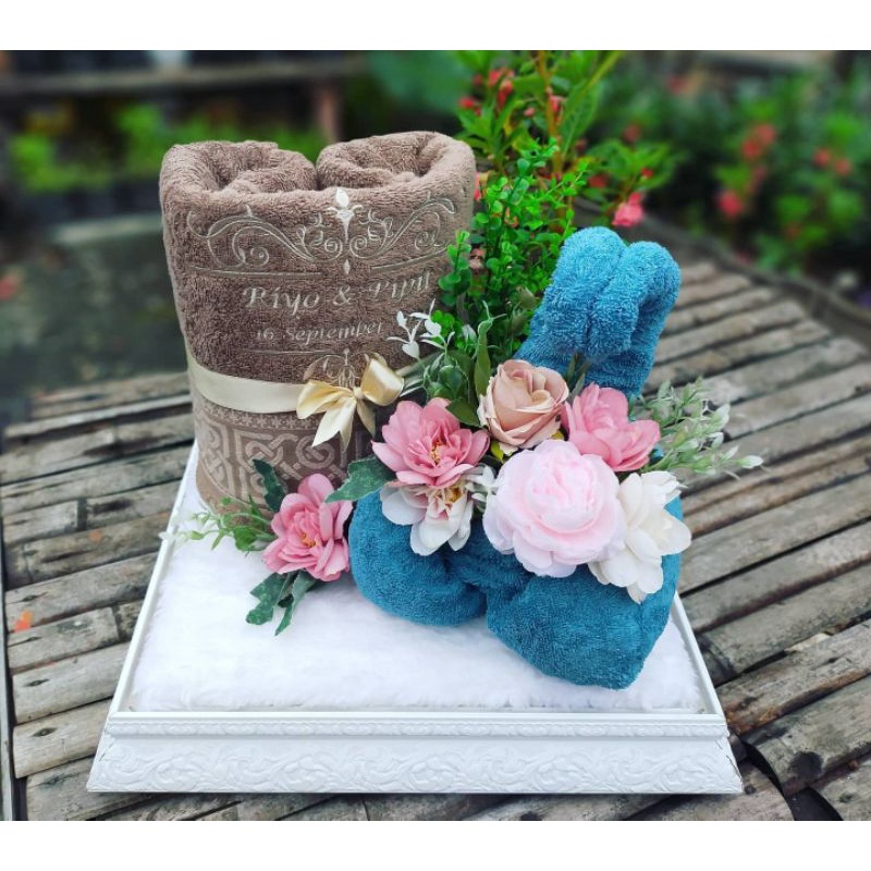 Sewa box seserahan hantaran pernikahan gratis jasa dekor Jakarta