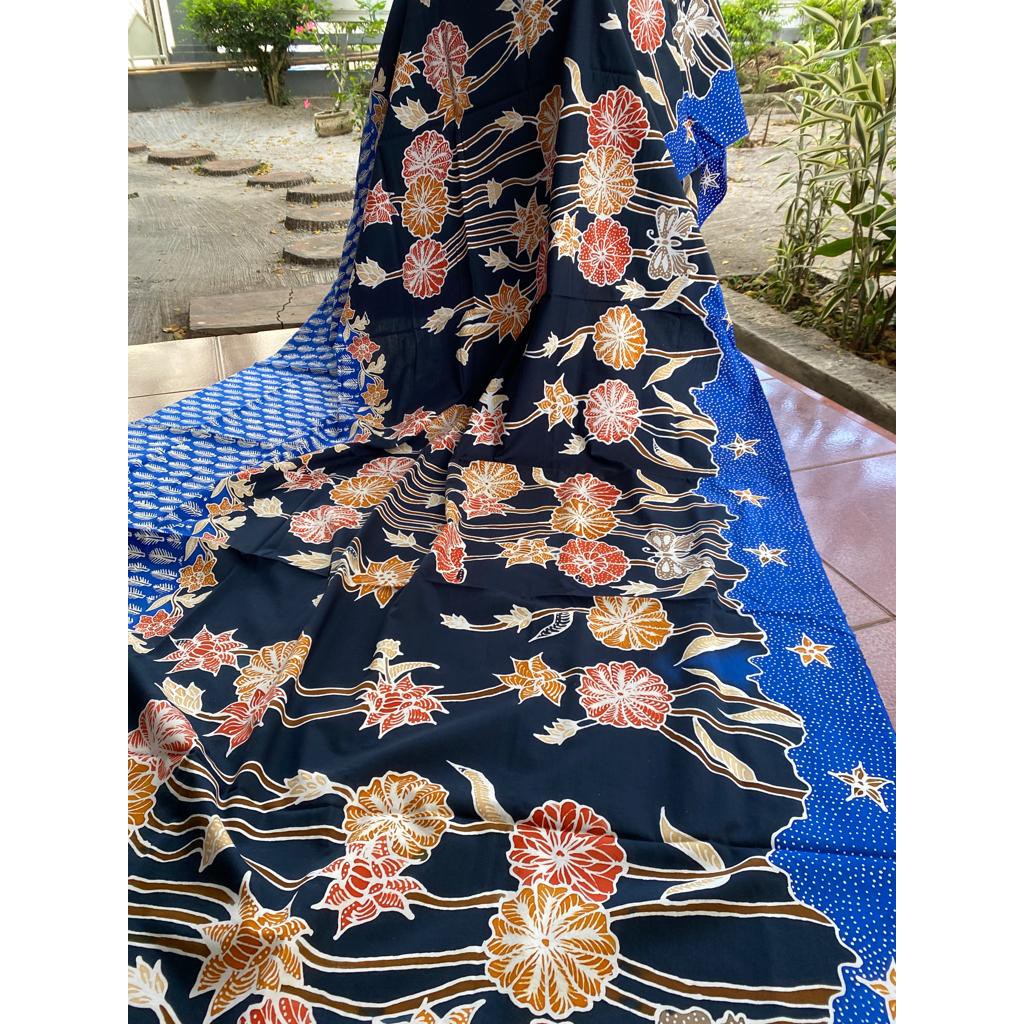 Jual Kain Batik Motif Cemara Komb Bunga Hcbn Shopee Indonesia