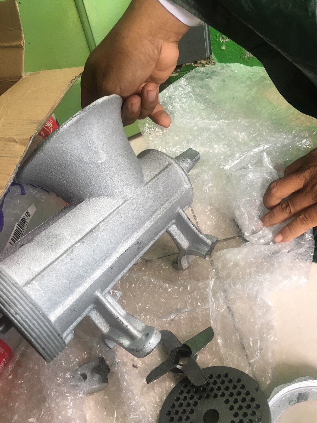 Gilingan Daging Ukuran 32 Paling Besar