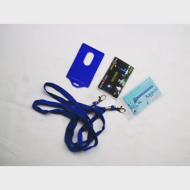 

NAME TAG TRANS/NAME TAG/PELINDUNG KARTU NAMA/KALUNG