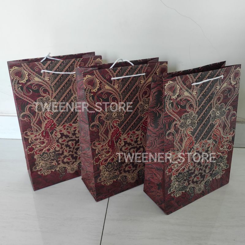 

Tas Batik Kertas GMC BT 01 | Ukuran 20x30cm | Paper Bag