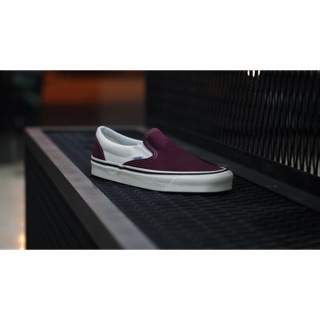 vans perforated slip on