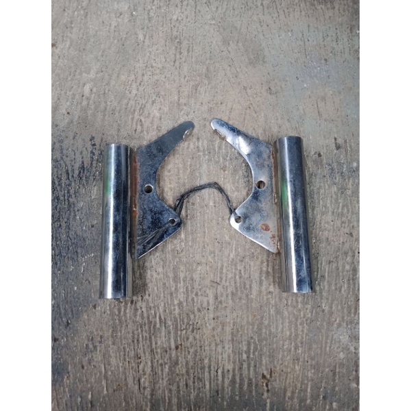 Pangkon dudukan lampu kupingan lampu depan Yamaha Rx King lama original