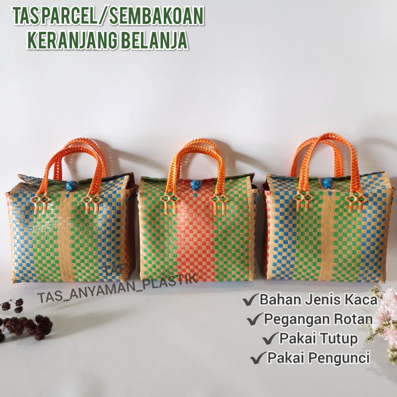 Tas Souvenir Anyaman Plastik Pakai Penutup dan Kancing Warna Kombinasi Ukuran S