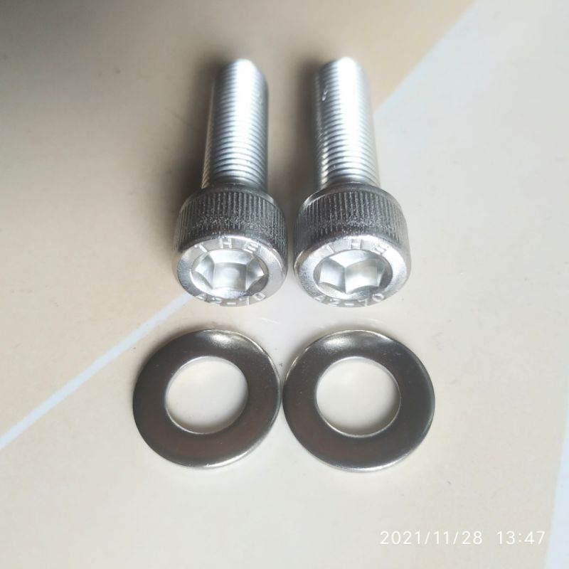 Baut shock belakang stainless