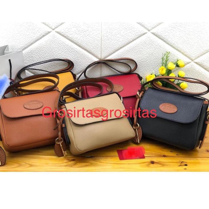 

Tas slempang LOGO EMBOSE KODE 899 SERTY+ paperbag uk 22x16cm C7B5