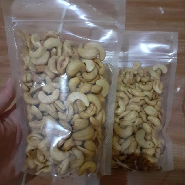 

Kacang Mete (cashew)
