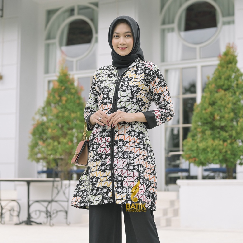 PRABUSENO // Batik Prabuseno - Iswara Tunik Batik Wanita Lengan Panjang