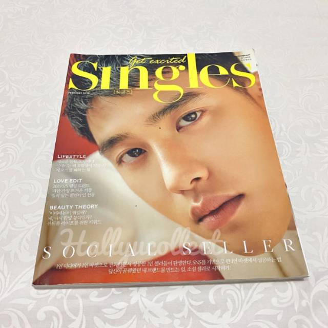 READY STOCK MAGAZINE EXO