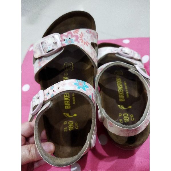 Birkenstock sandal anak perempuan preloved