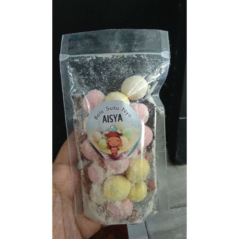 

Bola Susu Nya Aisya