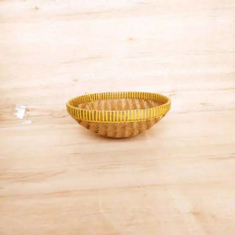 Kalo/ keranjang anyaman bambu/ keranjang rak bawang