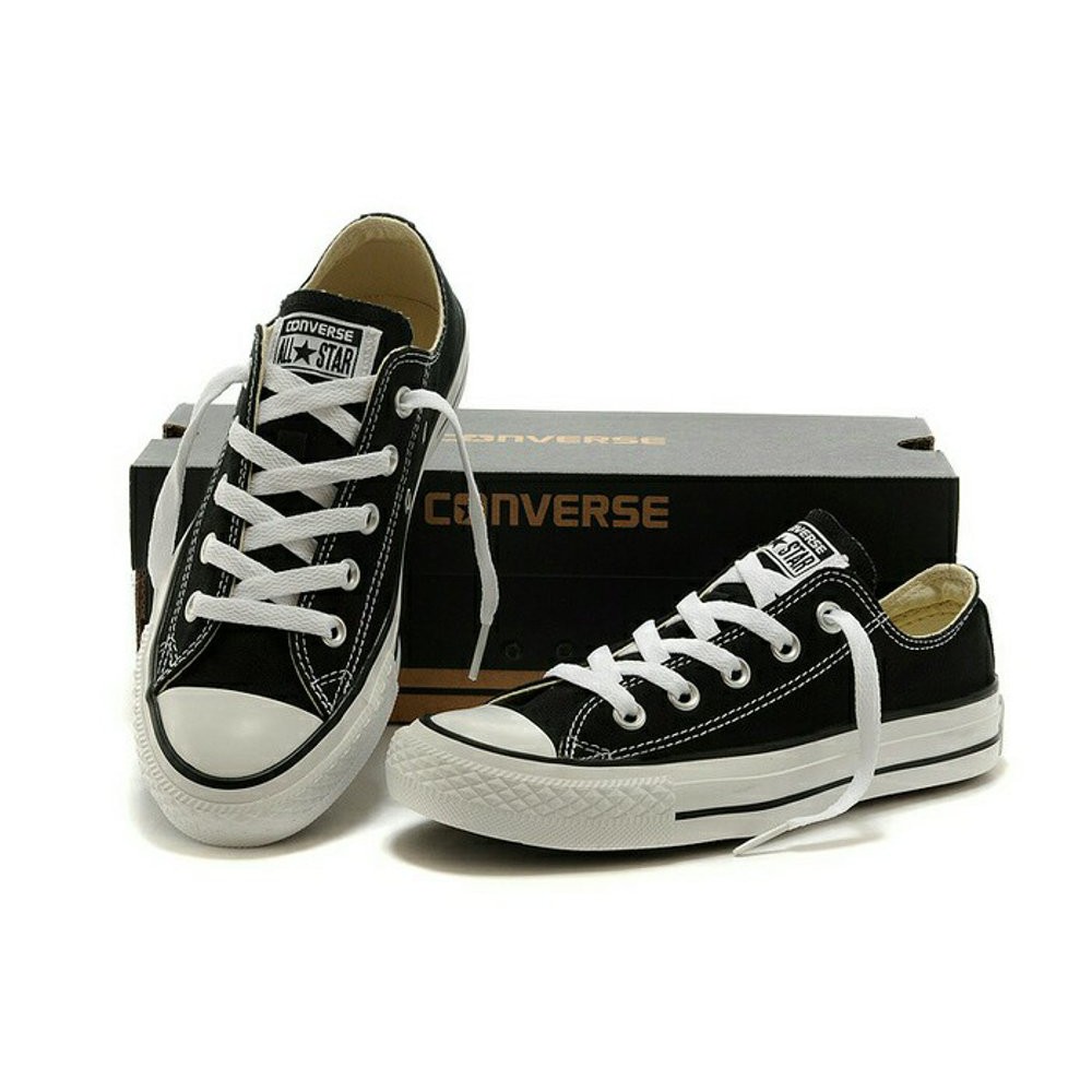 Sepatu Converse Hitam Putih