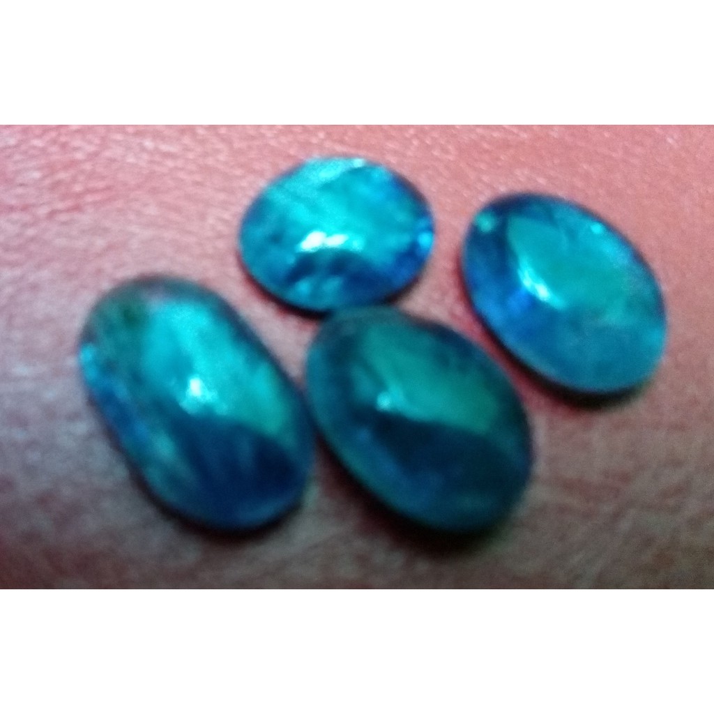 Batu Kyanite Australia 2 karat