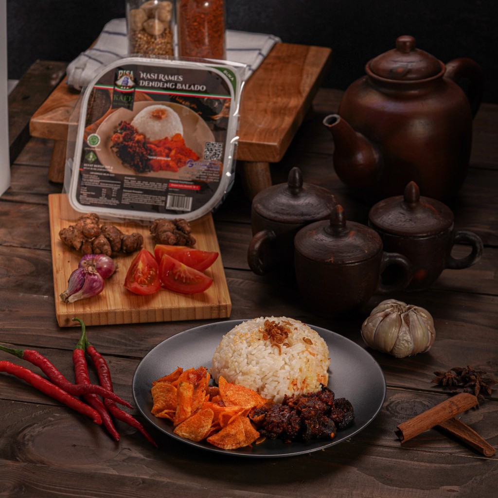 

Pisa Kafe Nasi Rames Dendeng Balado
