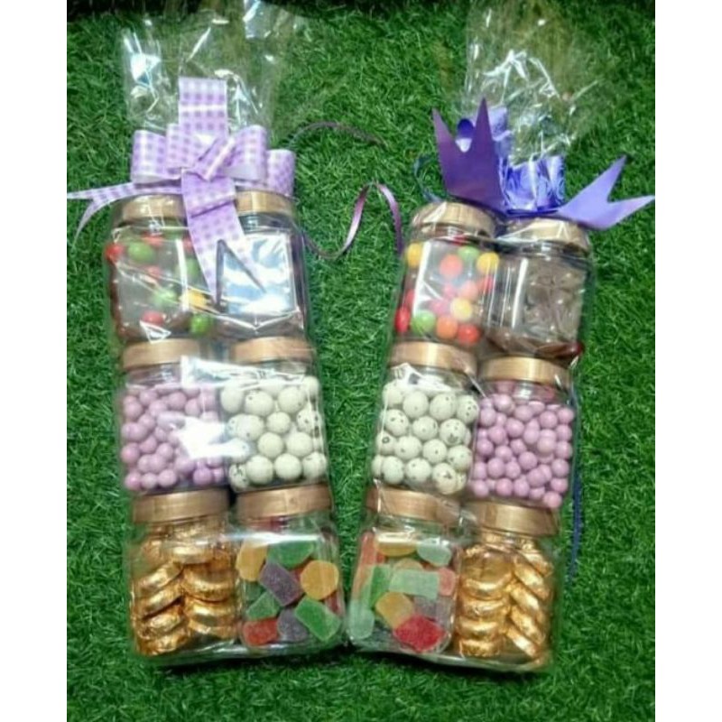 

parcel/paket coklat