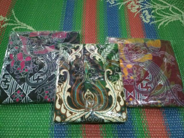 Baju Batik Pria / Kemeja Batik Semi Sutra / Baju Batik Pekalongan