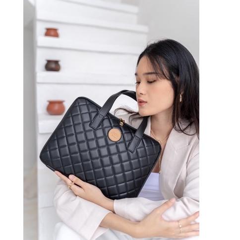 Paling Popular ZYPB9 Jena Notebook/Laptop Case by Flicka W88 Best Product