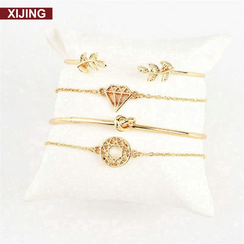 4pcs / Set Gelang Bangle Model Terbuka Dapat Disesuaikan Desain Daun Simpul Warna Emas